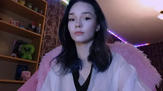 baby onface online show from June 29, 7:03 pm