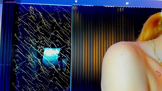 Zoee Millerr online show from March 25, 11:49 am