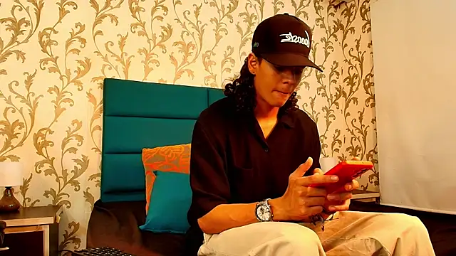 Snapshot of Abravanel_Sefardi chatting on June 16, 6:32 pm Abravanel Sefardi online show from June 16, 6:32 pm