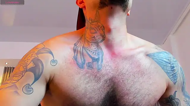 Snapshot of NICK_OWEEN26 chatting on March 30, 8:21 pm NICK OWEEN26 online show from March 30, 8:21 pm