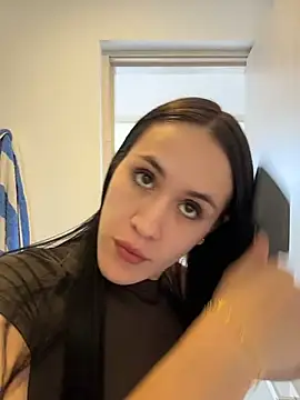 SerenaFox  online show from May 19, 6:14 pm