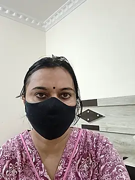 HeartlessGirl online show from July 1, 10:50 am