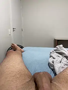 Snapshot of Gabriel069p chatting on April 6, 9:49 pm Gabriel069p online show from April 6, 9:49 pm