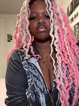 Snapshot of Nyla_xox chatting on March 28, 9:36 pm Nyla xox online show from March 28, 9:36 pm