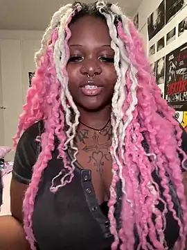 Snapshot of Nyla_xox chatting on March 31, 9:48 pm Nyla xox online show from March 31, 9:48 pm