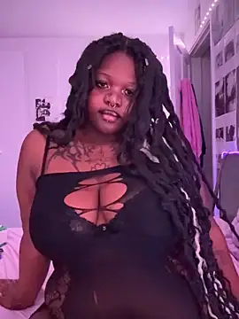 Snapshot of Nyla_xox chatting on May 7, 9:09 pm Nyla xox online show from May 7, 9:09 pm