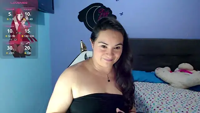 kyra sol online show from March 29, 8:20 pm