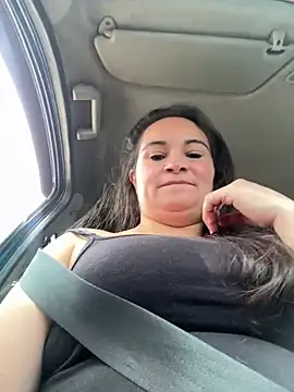 kyra sol online show from April 3, 5:55 pm