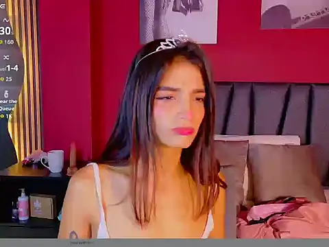 Charlott  18 online show from July 8, 2:43 pm