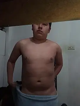 Snapshot of upssamuuu chatting on April 2, 12:08 am upssamuuu online show from April 2, 12:08 am