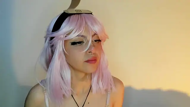 Nyxara- online show from May 2, 11:10 pm