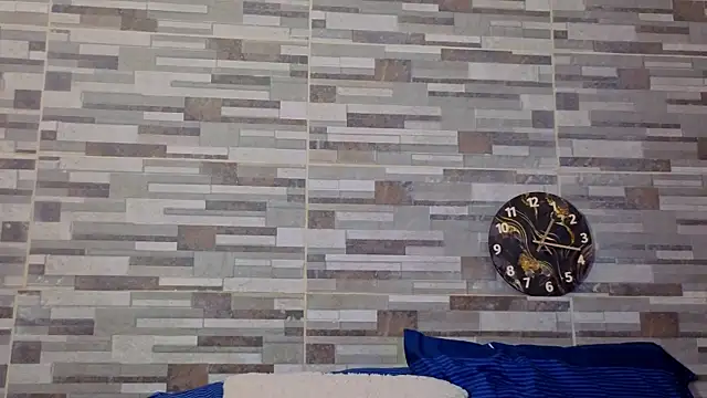 Snapshot of MAX_COOPER1 chatting on March 30, 9:27 pm MAX COOPER1 online show from March 30, 9:27 pm