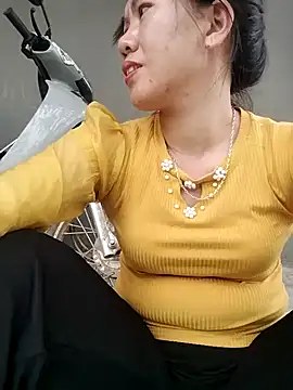 Bianca Nina online show from March 29, 5:18 am