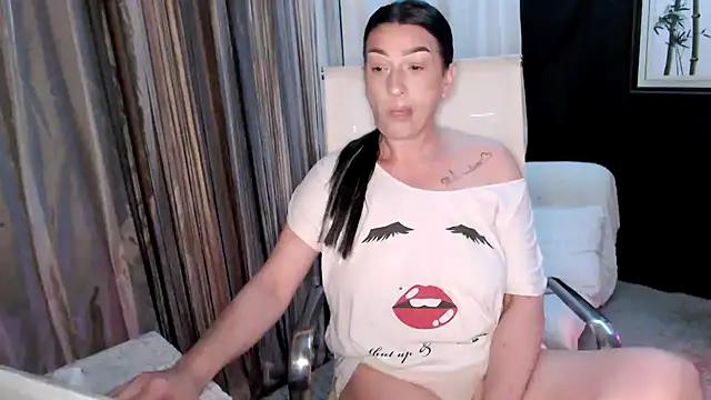 DreamLove2020 online show from May 22, 1:02 am