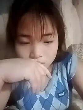 Snapshot of CMP68 chatting on March 28, 1:43 pm CMP68 online show from March 28, 1:43 pm