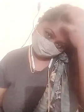 Snapshot of Tamil-Dhara chatting on April 4, 5:43 pm Tamil-Dhara online show from April 4, 5:43 pm