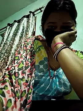 Snapshot of Hotmyfigure chatting on March 29, 5:40 am Hotmyfigure online show from March 29, 5:40 am