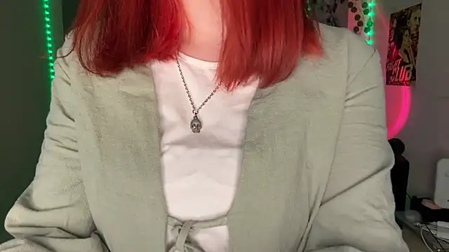 Snapshot of Mira_ginger chatting on April 5, 5:10 pm Mira ginger online show from April 5, 5:10 pm