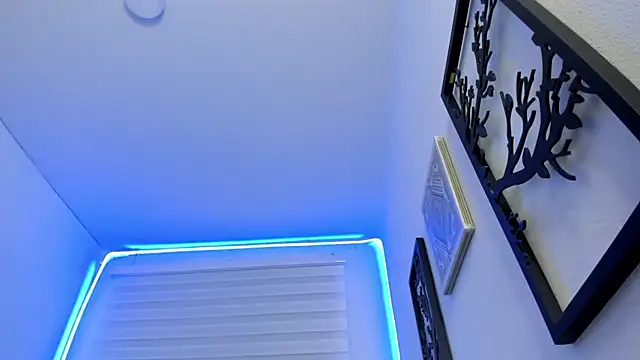 Sara Red X online show from March 27, 3:12 am