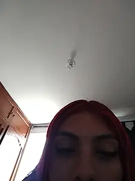 Snapshot of Derieri_Blush chatting on June 27, 5:18 pm Derieri Blush online show from June 27, 5:18 pm