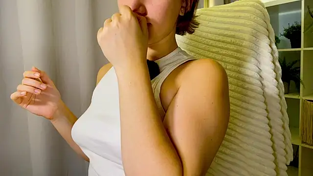 kissable era online show from July 8, 11:37 am