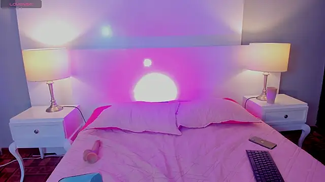 Jostyn rous online show from April 1, 1:52 pm