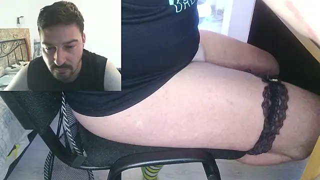 Snapshot of drjones6969 chatting on March 25, 3:29 pm drjones6969 online show from March 25, 3:29 pm