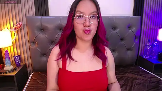 Snapshot of Lana_sweett2 chatting on July 7, 3:42 am Lana sweett2 online show from July 7, 3:42 am