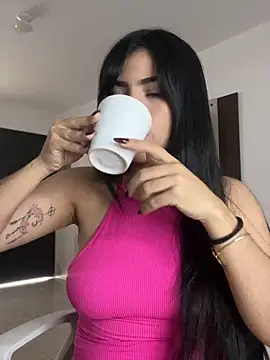 lucymaciel online show from March 26, 8:14 pm