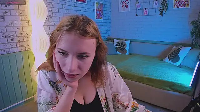 miraiakik online show from April 2, 12:03 pm