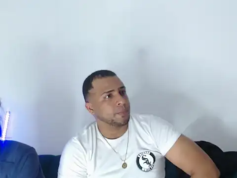 Snapshot of Wil_yesihot chatting on March 26, 7:52 pm Wil yesihot online show from March 26, 7:52 pm