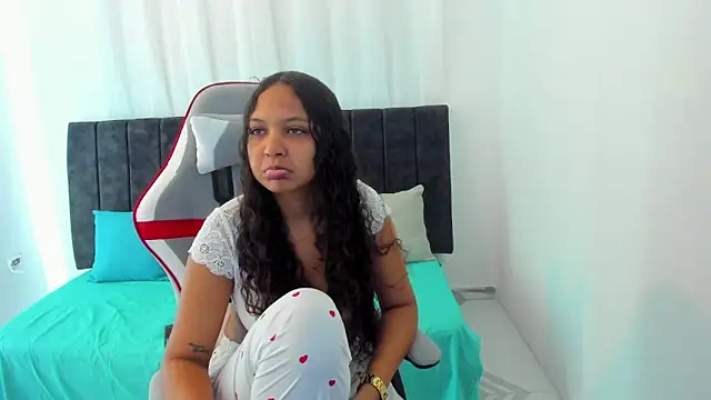 Snapshot of Honnie_cute chatting on March 28, 12:16 pm Honnie cute online show from March 28, 12:16 pm