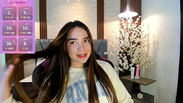 Anissa m  online show from April 7, 7:03 pm