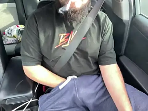 Snapshot of dpenguino chatting on April 6, 3:24 pm dpenguino online show from April 6, 3:24 pm