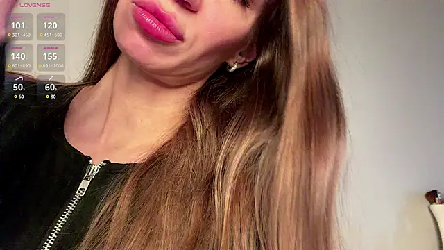 Snapshot of OdetteTrentinella chatting on May 13, 6:11 am OdetteTrentinella online show from May 13, 6:11 am
