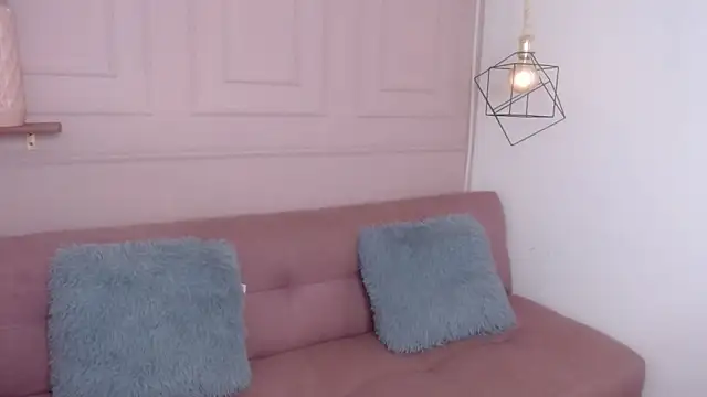 Violet 2003 online show from March 31, 2:06 pm