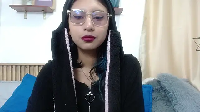 Violet 2003 online show from June 27, 2:34 pm