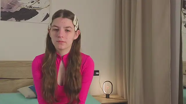 Snapshot of aliceWorkel chatting on March 31, 5:13 pm aliceWorkel online show from March 31, 5:13 pm