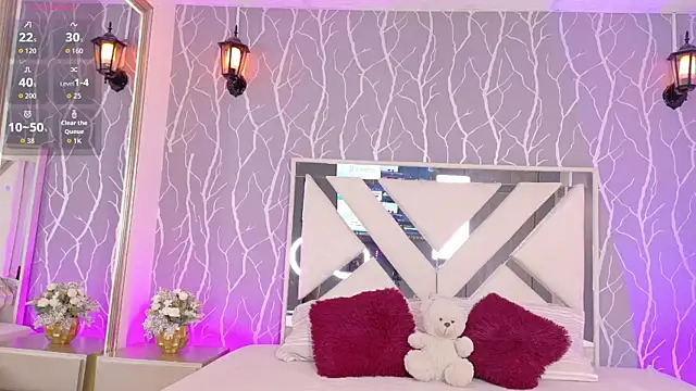 Snapshot of Lilu_rosee chatting on April 6, 1:12 pm Lilu rosee online show from April 6, 1:12 pm