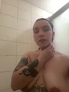 BestBrazilianGirlfriend online show from June 20, 6:11 pm