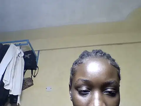 Snapshot of sexy_choco254 chatting on June 17, 7:48 pm sexy choco254 online show from June 17, 7:48 pm