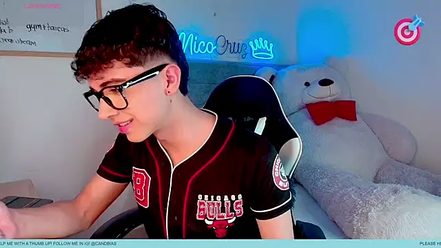 niico prince online show from March 29, 4:29 pm