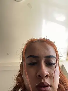 Snapshot of gretchen_1998 chatting on April 2, 6:27 pm gretchen 1998 online show from April 2, 6:27 pm