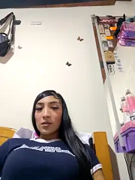 Snapshot of yvonne_1998 chatting on March 30, 6:20 pm yvonne 1998 online show from March 30, 6:20 pm