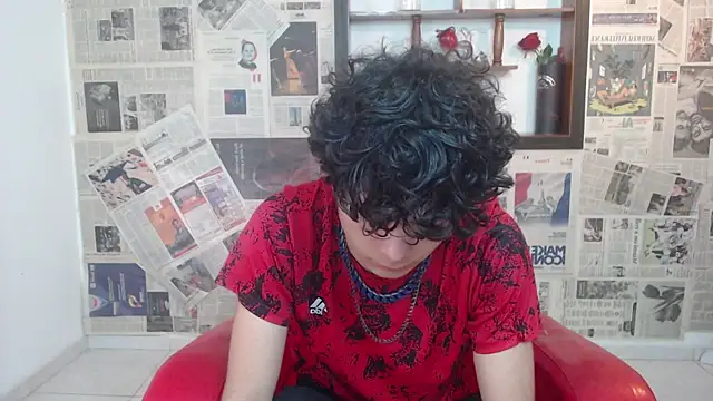 Snapshot of sebastian_rougue chatting on March 31, 8:42 pm sebastian rougue online show from March 31, 8:42 pm