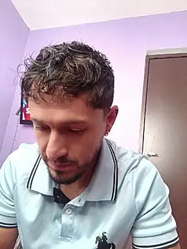 Bruce Wayne188 online show from March 31, 2:17 pm