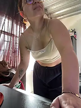 antonela bb online show from April 2, 4:15 pm