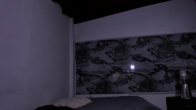 Snapshot of Miss_KhalifaDoll chatting on April 2, 3:59 am Miss KhalifaDoll online show from April 2, 3:59 am