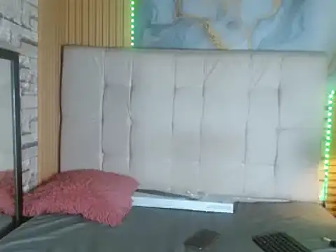 mialuna303av online show from April 4, 11:13 pm