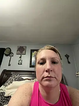 sweetkacibaby online show from April 9, 8:47 pm